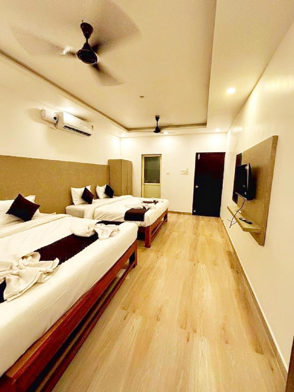 Baga Beach Way Exterior photo